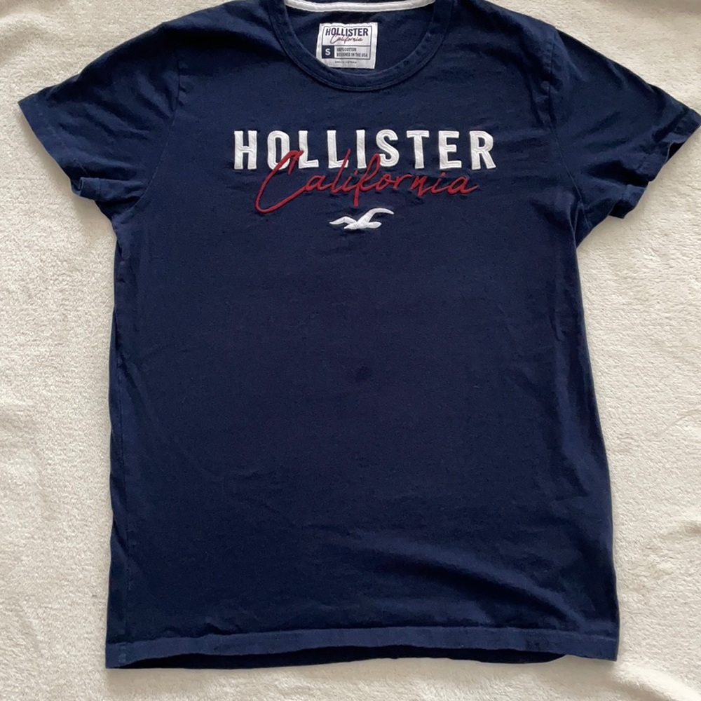 Hollister T-shirt